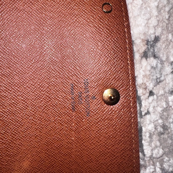 Louis Vuitton Monogram Alexandra Wallet EUC - Picture 13 of 15